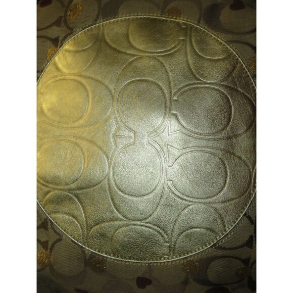 Coach Classic Laura Secret Admirer Jacquard Signature Hearts Dots Tote & Charm - Picture 11 of 13